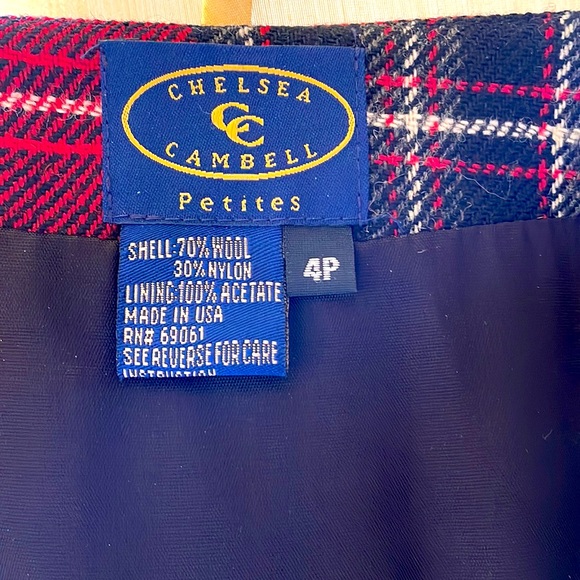 Chelsea and Cambell Plaid wraparound skirt - Picture 2 of 4